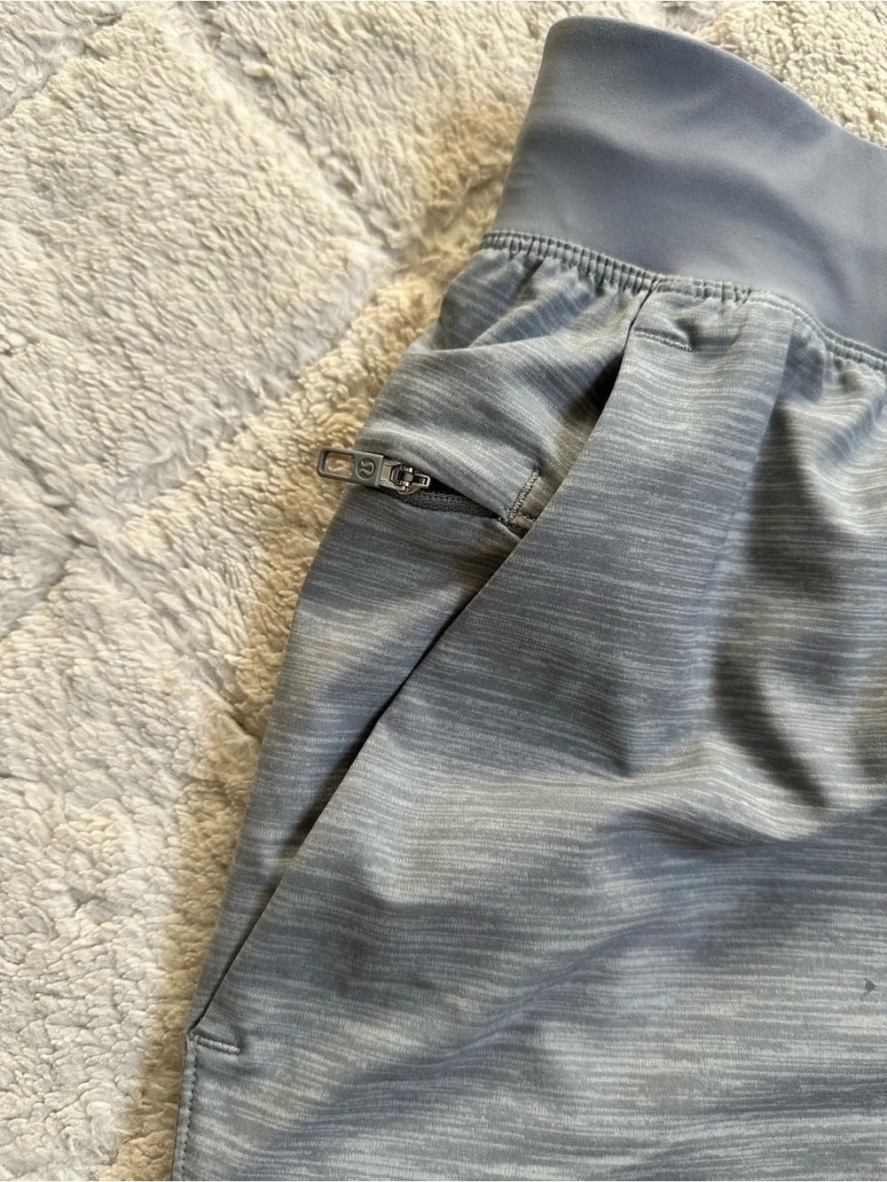 Lululemon | Heather Allover Sea Salt Light Cast T.H.E. Short *Linerless 9